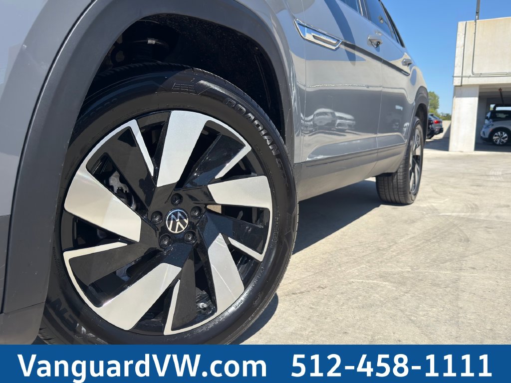 New 2026 Volkswagen Atlas Cross Sport SE w/Technology SUV