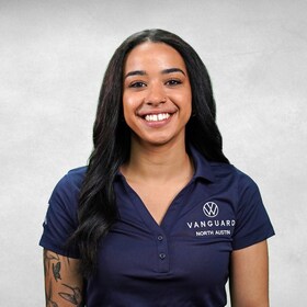 Staff member Raven Rivera from ID_c7891e