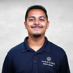 Staff member Fernando Montoto from ID_8f4c76