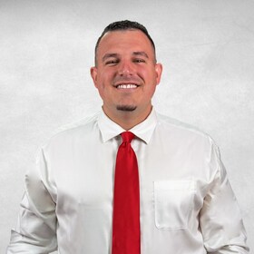 Staff member David Estrada from ID_c7891e