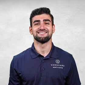 Staff member Fatih Goc from ID_c7891e