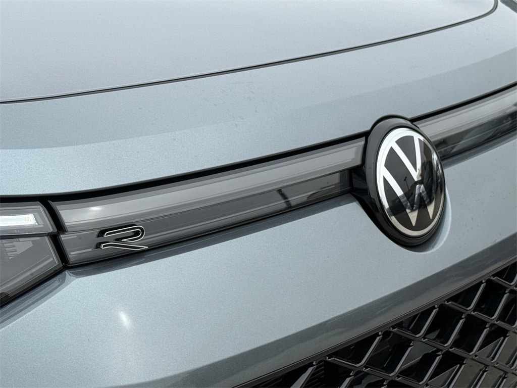 New 2026 Volkswagen Tiguan 2.0T SE R-Line Black SUV