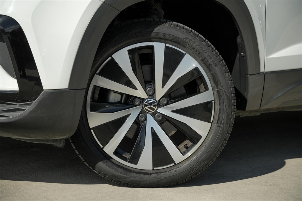 Used 2022 Volkswagen Taos 1.5T SE SUV