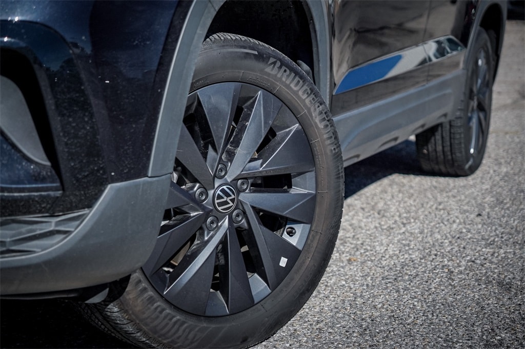 Used 2023 Volkswagen Taos 1.5T S SUV