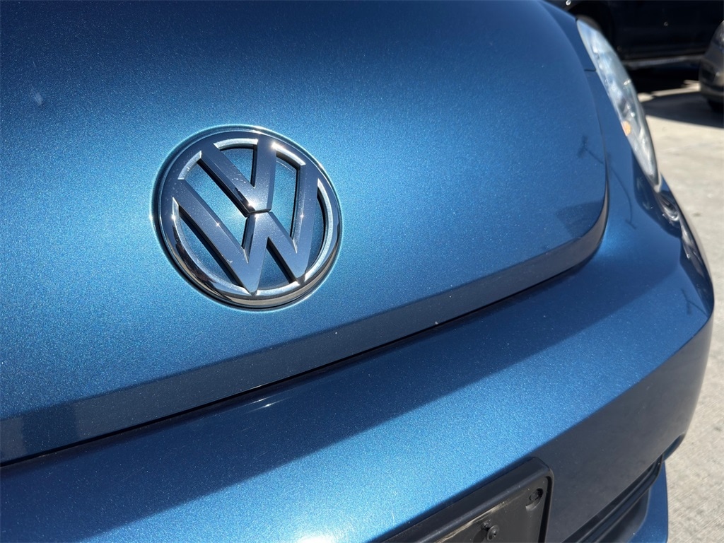 Used 2019 Volkswagen Beetle 2.0T S Hatchback