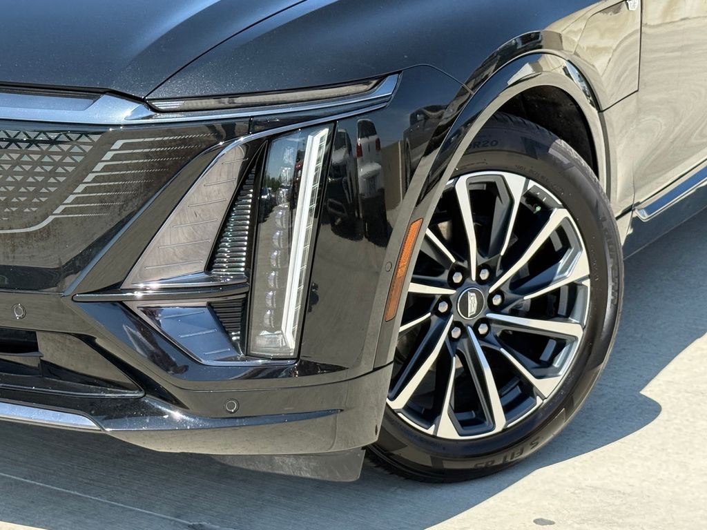 Used 2024 Cadillac LYRIQ Sport 1 with VIN 1GYKPTRK1RZ103778 for sale in Austin, TX