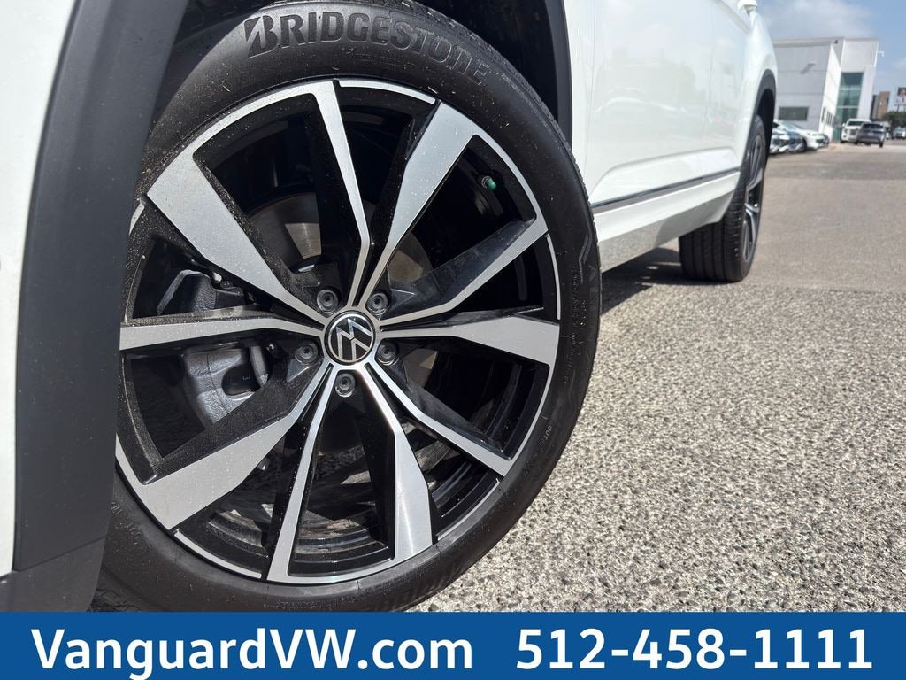 New 2026 Volkswagen Atlas SEL Premium R-Line SUV