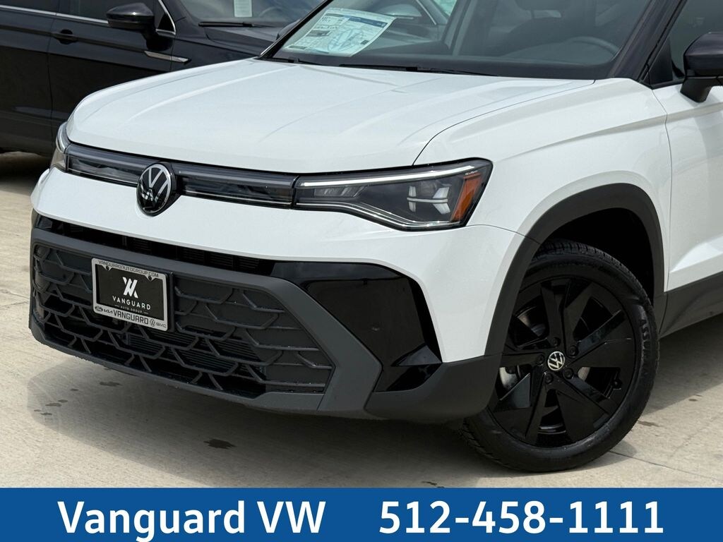 New 2026 Volkswagen Taos 1.5T SE Black SUV