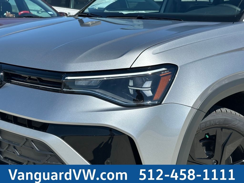 New 2026 Volkswagen Taos 1.5T SE SUV