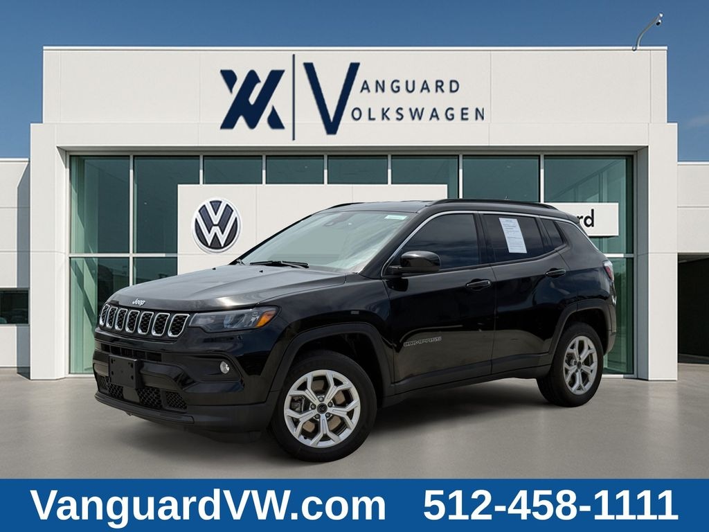 Used 2025 Jeep Compass Latitude SUV