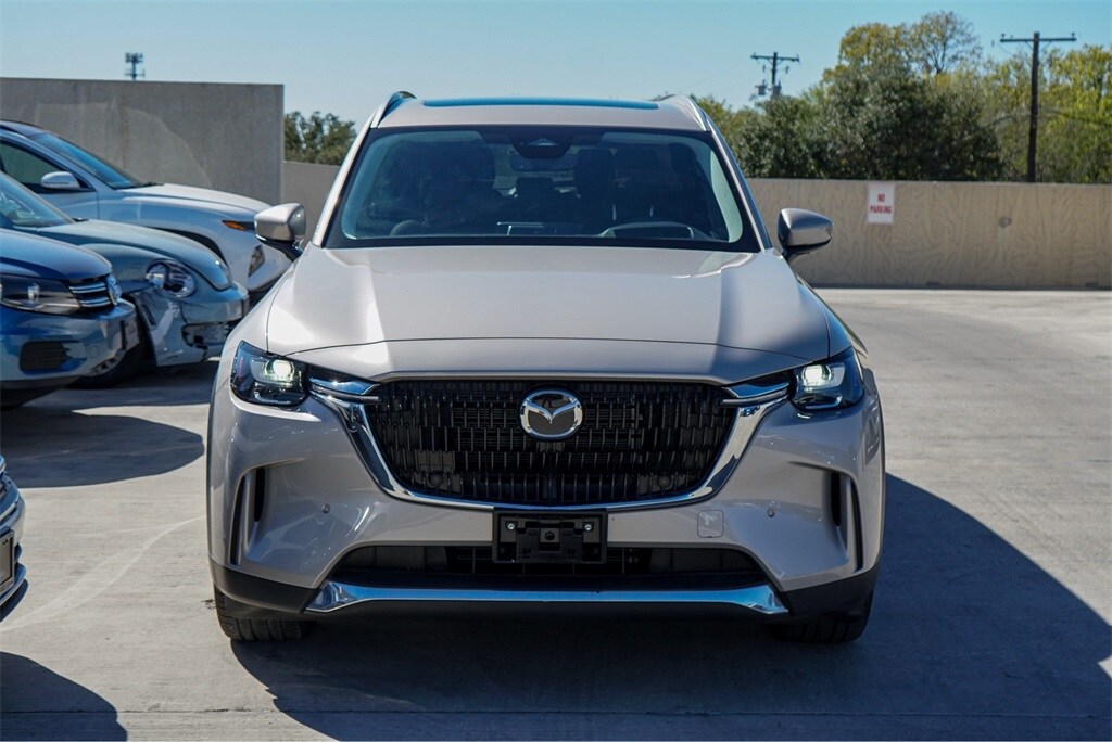 2024 Mazda CX-90 Premium photo 4