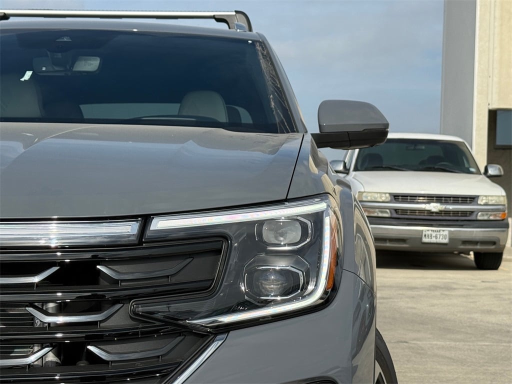 New 2026 Volkswagen Atlas Cross Sport 2.0T SEL Premium R-Line SUV