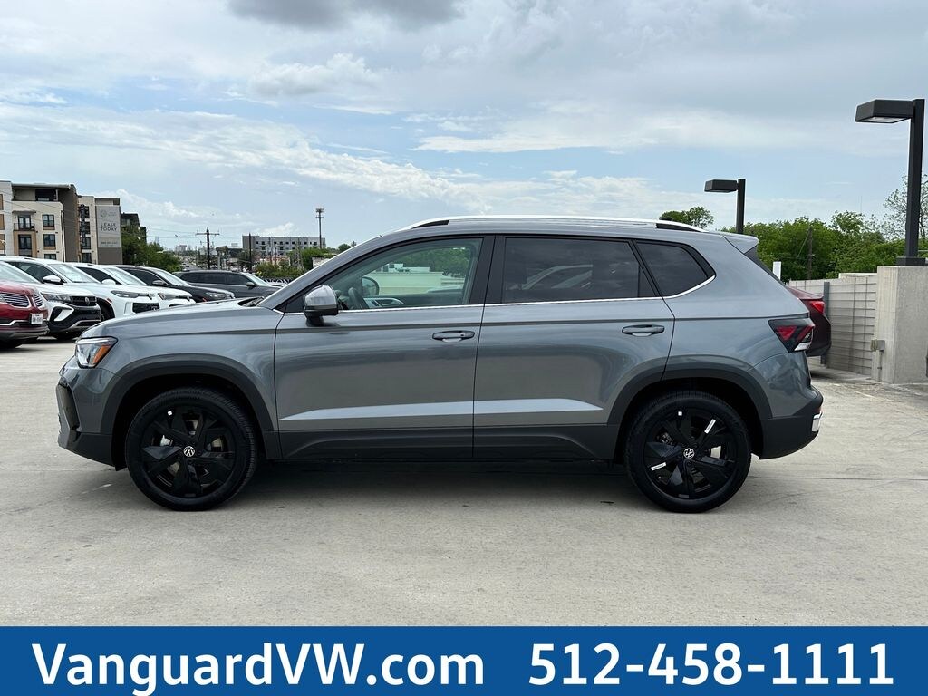New 2026 Volkswagen Taos 1.5T SE SUV