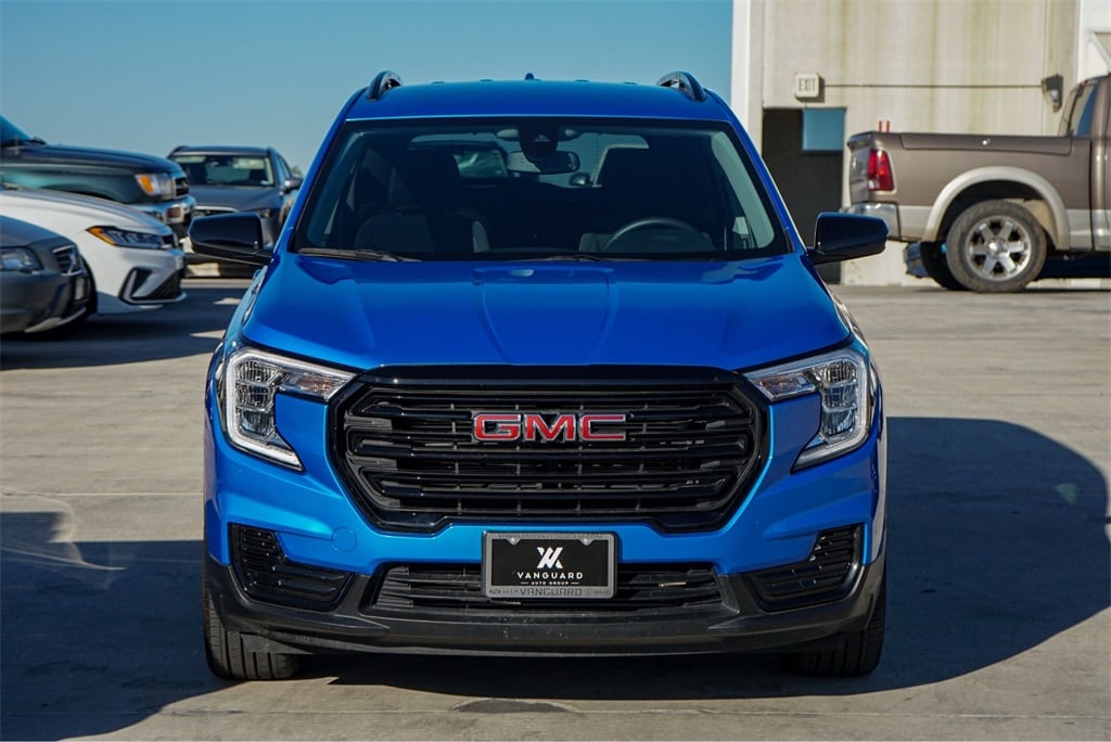 Used 2024 GMC Terrain SLE SUV