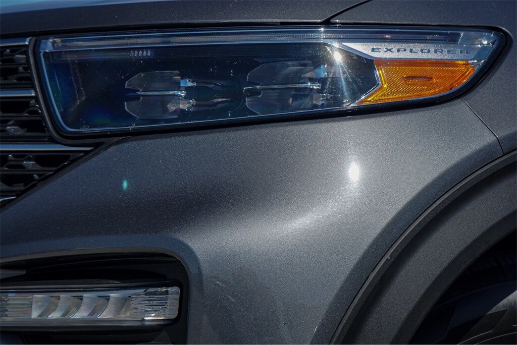 2024 Ford Explorer XLT photo 3