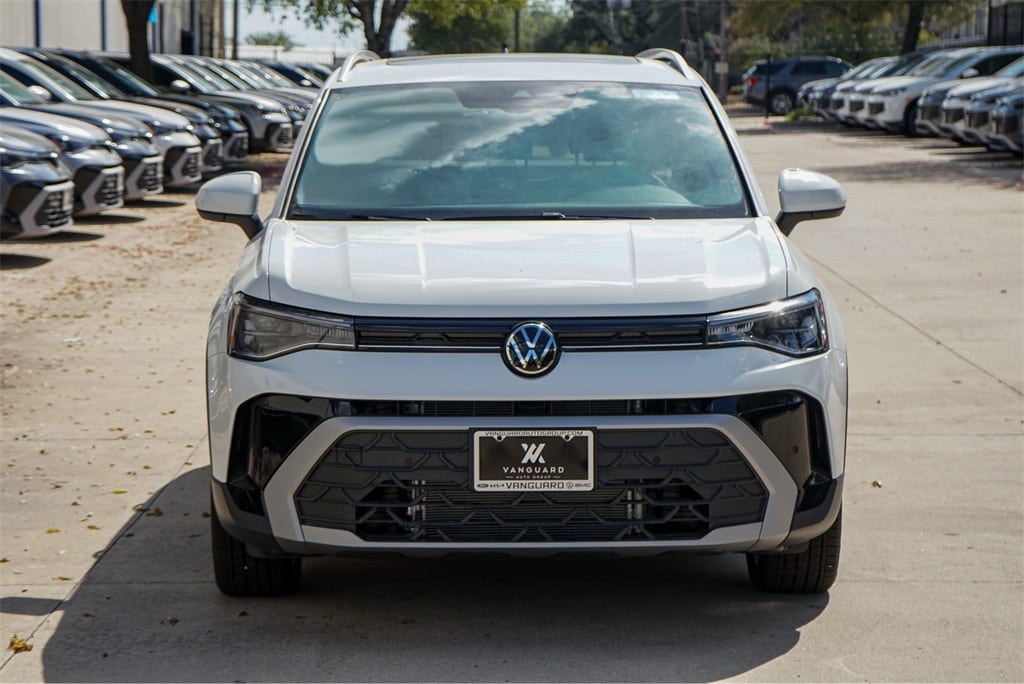 New 2025 Volkswagen Taos 1.5T SE SUV