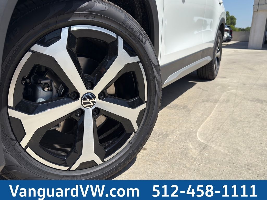 New 2026 Volkswagen Tiguan SE SUV
