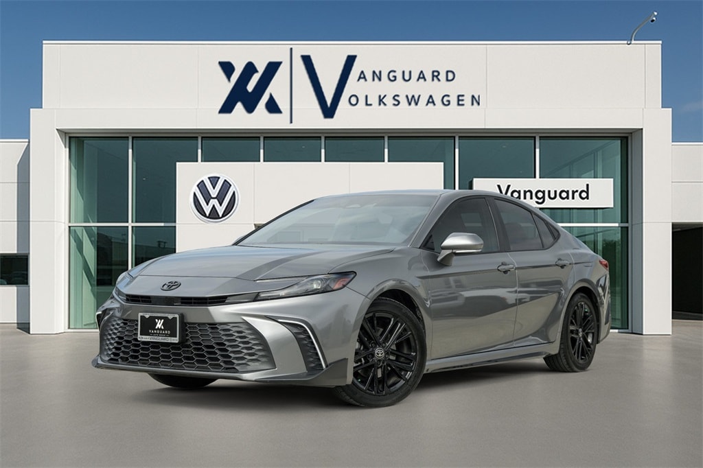 Used 2025 Toyota Camry SE Sedan