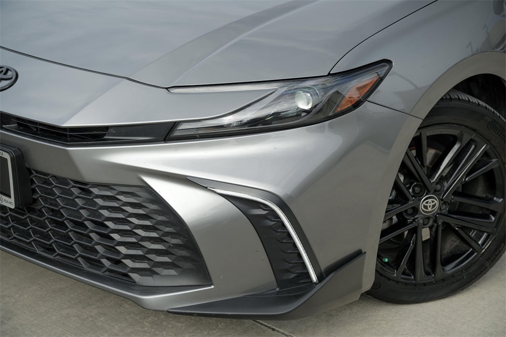 Used 2025 Toyota Camry SE Sedan