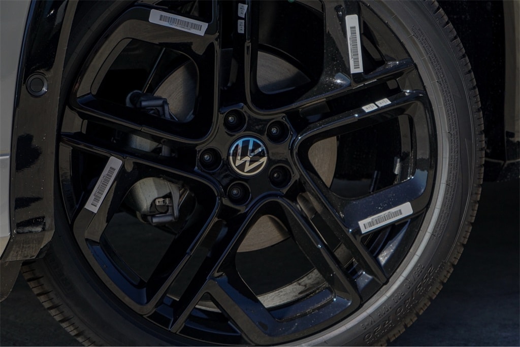 New 2026 Volkswagen Tiguan 2.0T SE R-Line Black SUV