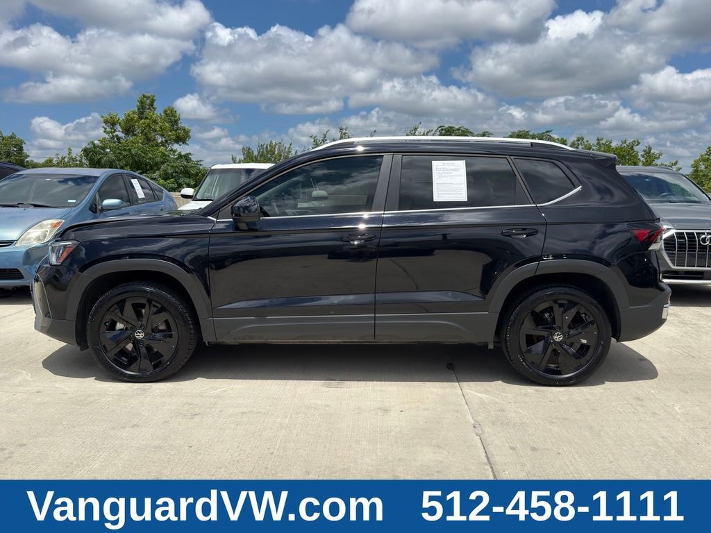 Used 2025 Volkswagen Taos 1.5T SE SUV