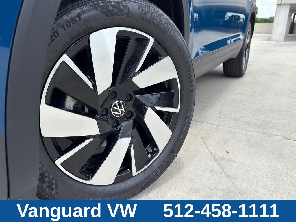 Used 2026 Volkswagen Atlas Cross Sport 2.0T SE w/Technology SUV
