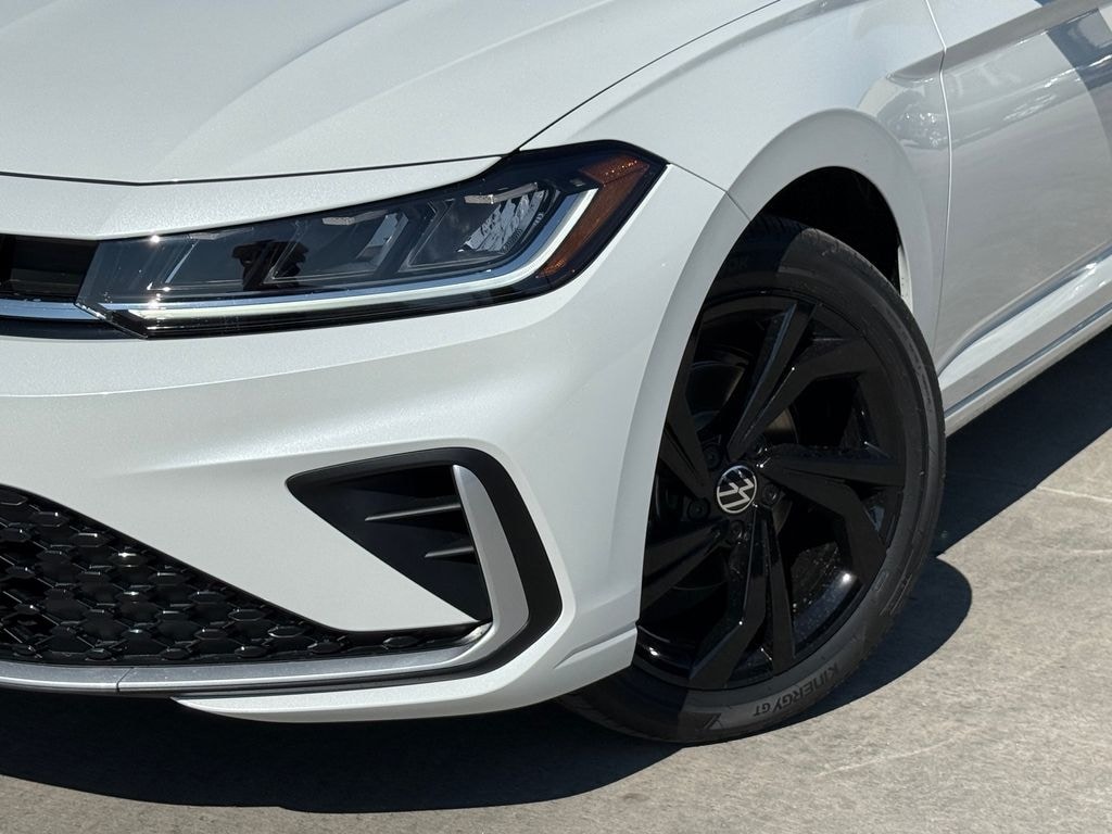 New 2026 Volkswagen Jetta 1.5T SE Sedan