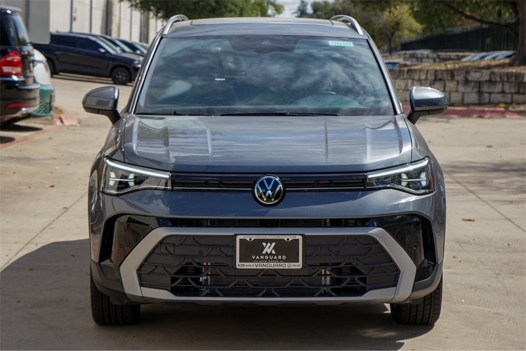 New 2025 Volkswagen Taos 1.5T SE SUV