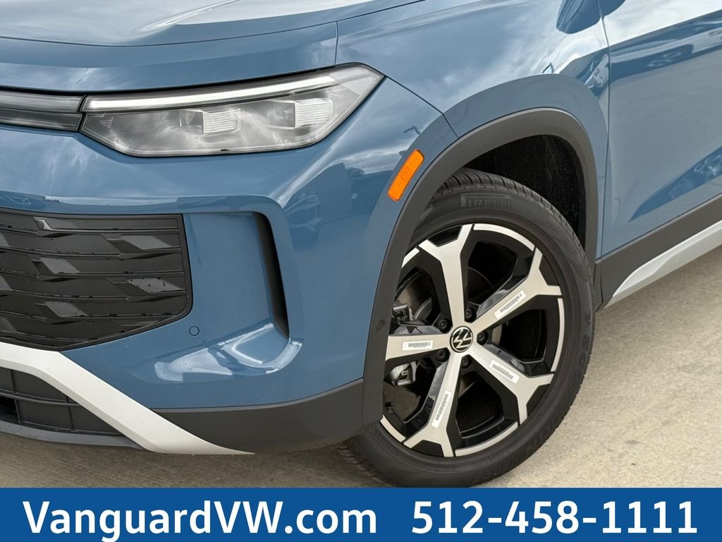 New 2026 Volkswagen Tiguan 2.0T SE SUV