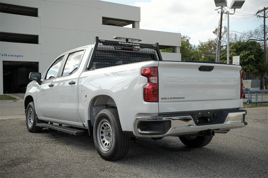 2023 Chevrolet Silverado 1500 photo 3