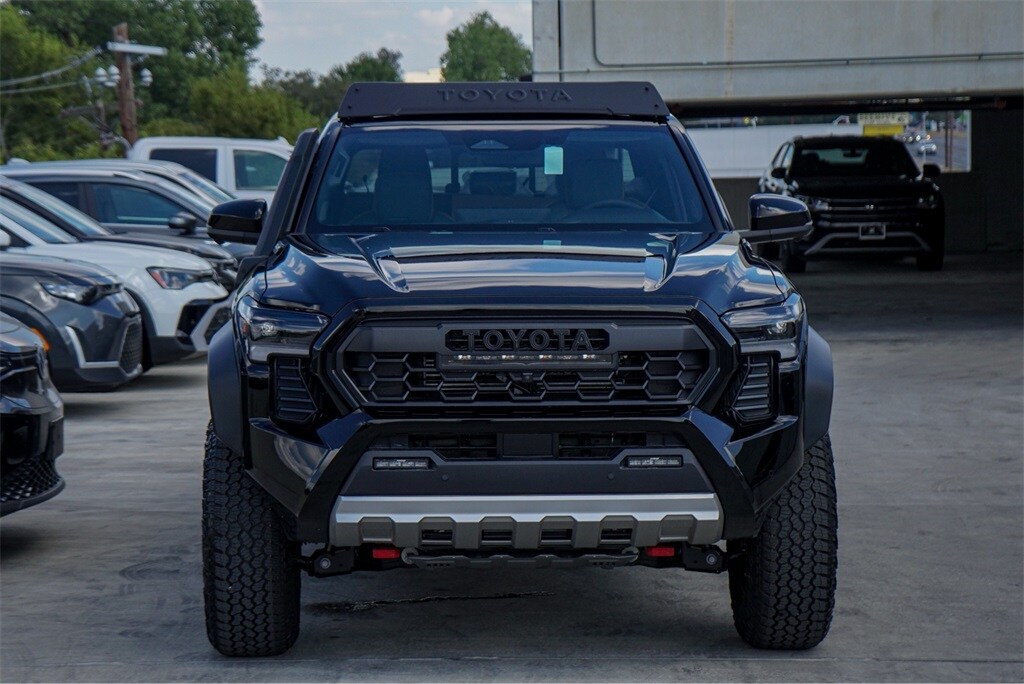 2025 Toyota Tacoma TRD Sport photo 4