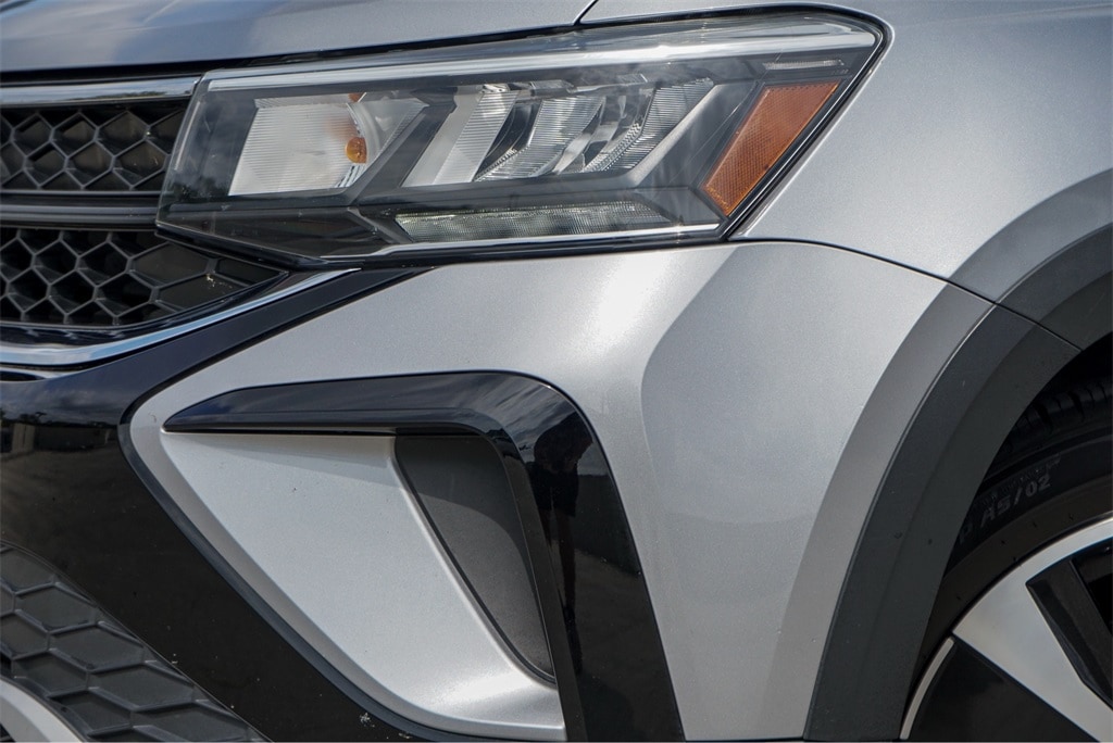 Used 2022 Volkswagen Taos 1.5T SE SUV