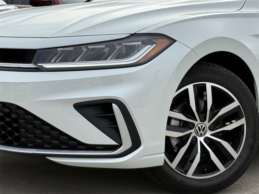 New 2026 Volkswagen Jetta 1.5T SE Sedan