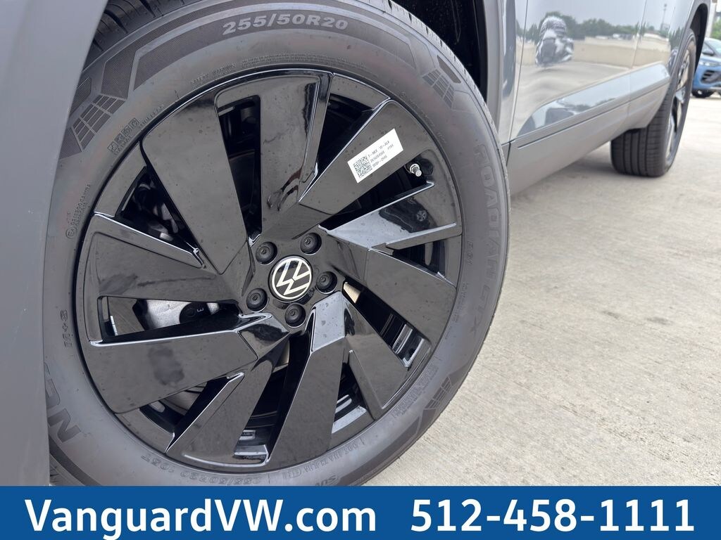 New 2026 Volkswagen Atlas SE w/Technology SUV