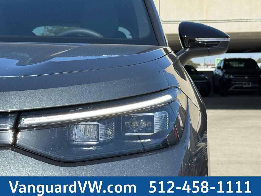 New 2026 Volkswagen Tiguan 2.0T SE R-Line Black SUV