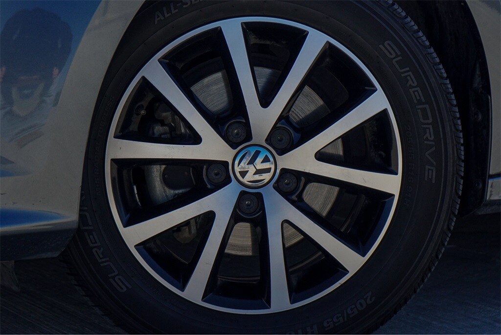 Used 2018 Volkswagen Jetta 1.4T SE Sedan