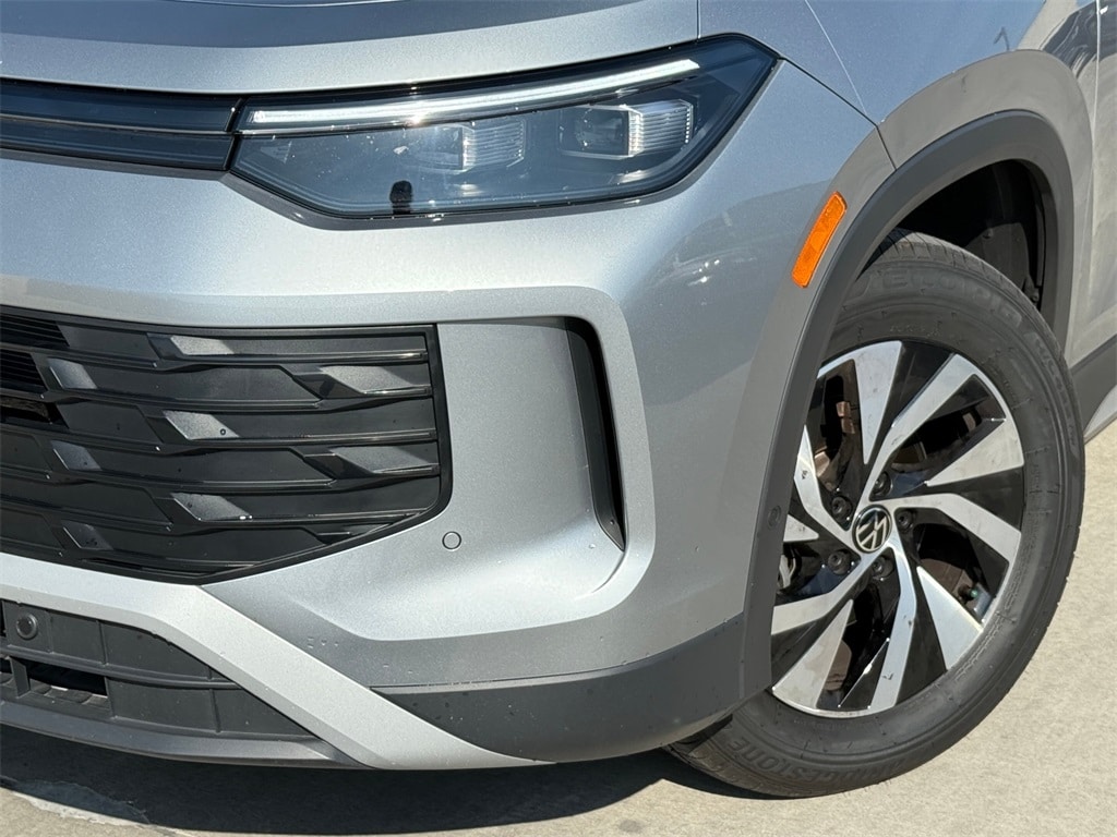 New 2025 Volkswagen Tiguan 2.0T S SUV