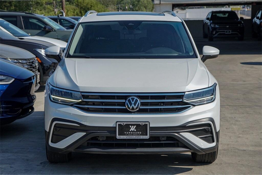 2023 Volkswagen Tiguan SE photo 4
