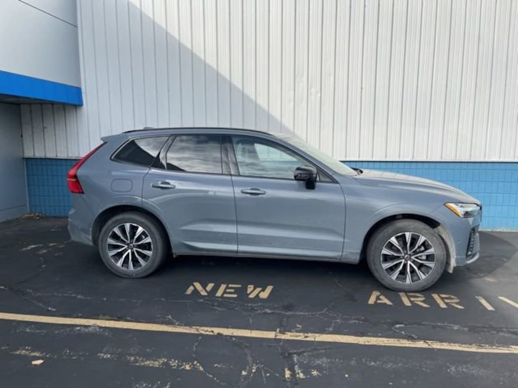 Used 2024 Volvo XC60 B5 Plus Dark Theme SUV
