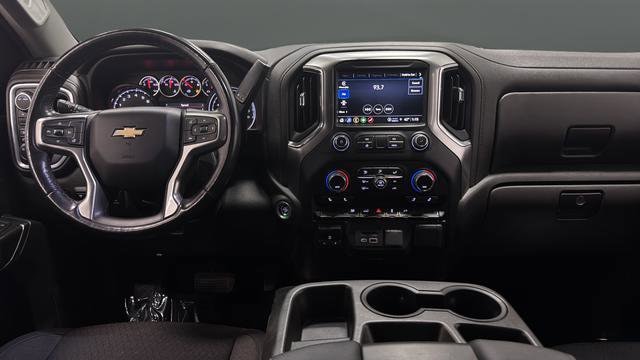 2022 Chevrolet Silverado 3500HD LT - Photo 11