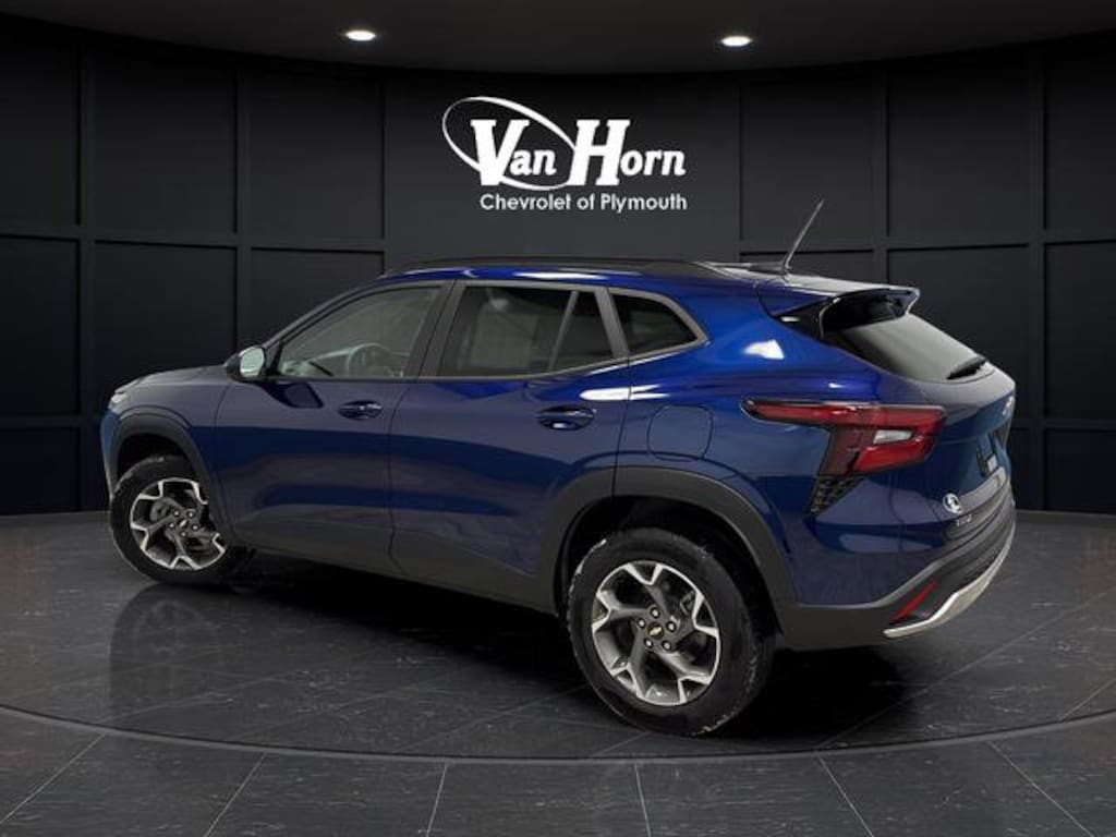 Used 2024 Chevrolet Trax LT SUV