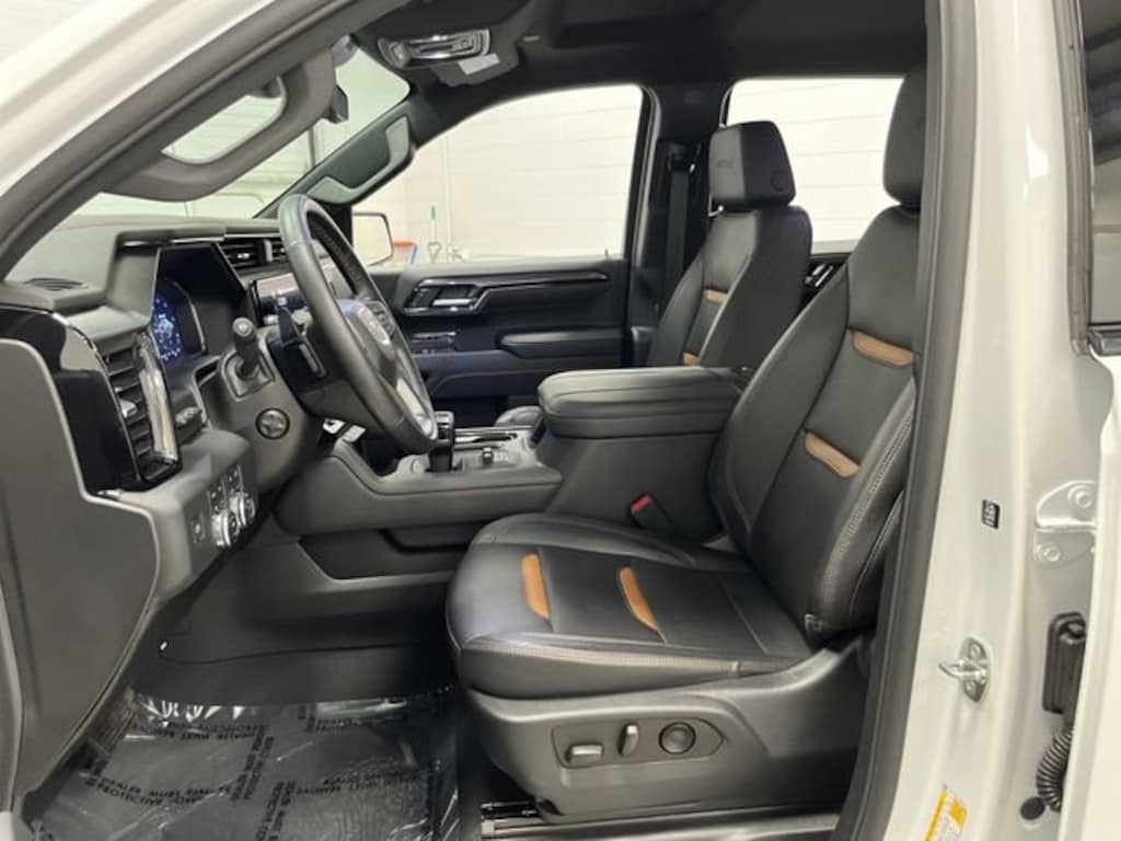 Used 2023 GMC Sierra 1500 AT4 Truck Crew Cab