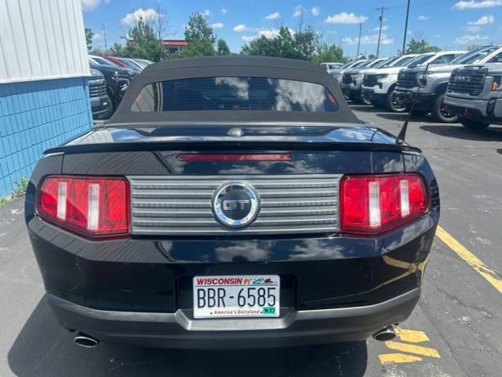 Used 2010 Ford Mustang GT Convertible