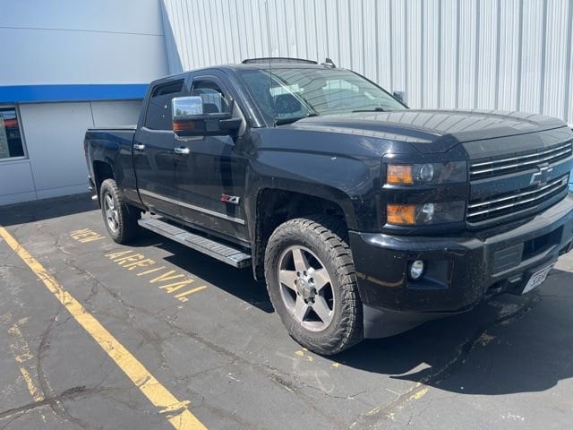 2016 Chevrolet Silverado HD LTZ 4WD Crew Cab Standard Box's photo