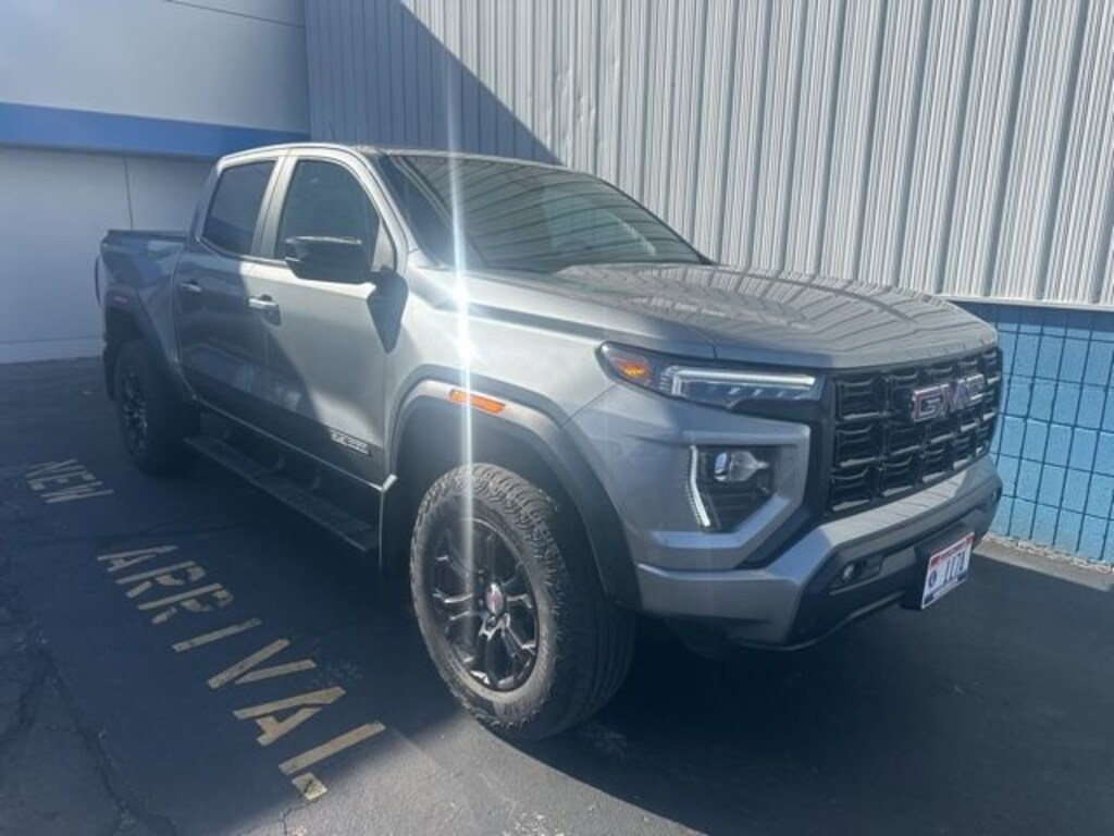 Used 2023 GMC Canyon Elevation Truck Crew Cab