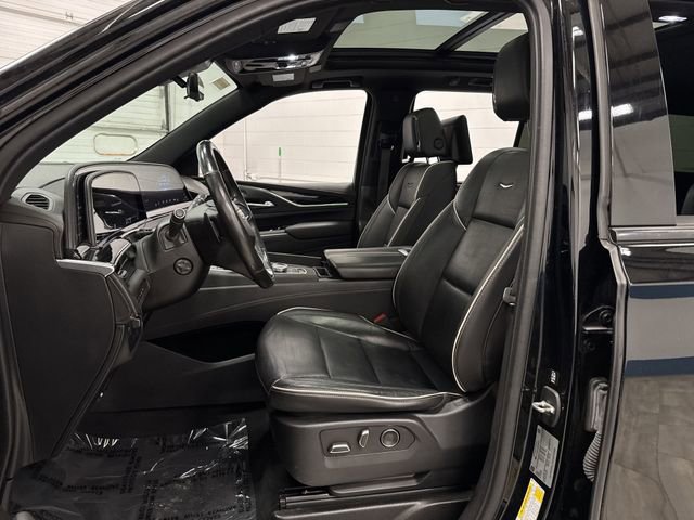 2021 Cadillac Escalade Sport photo 2