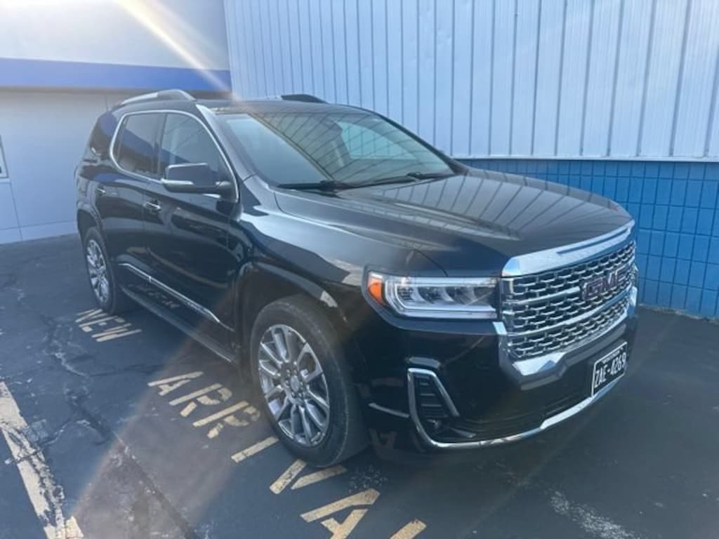 Used 2023 GMC Acadia Denali SUV