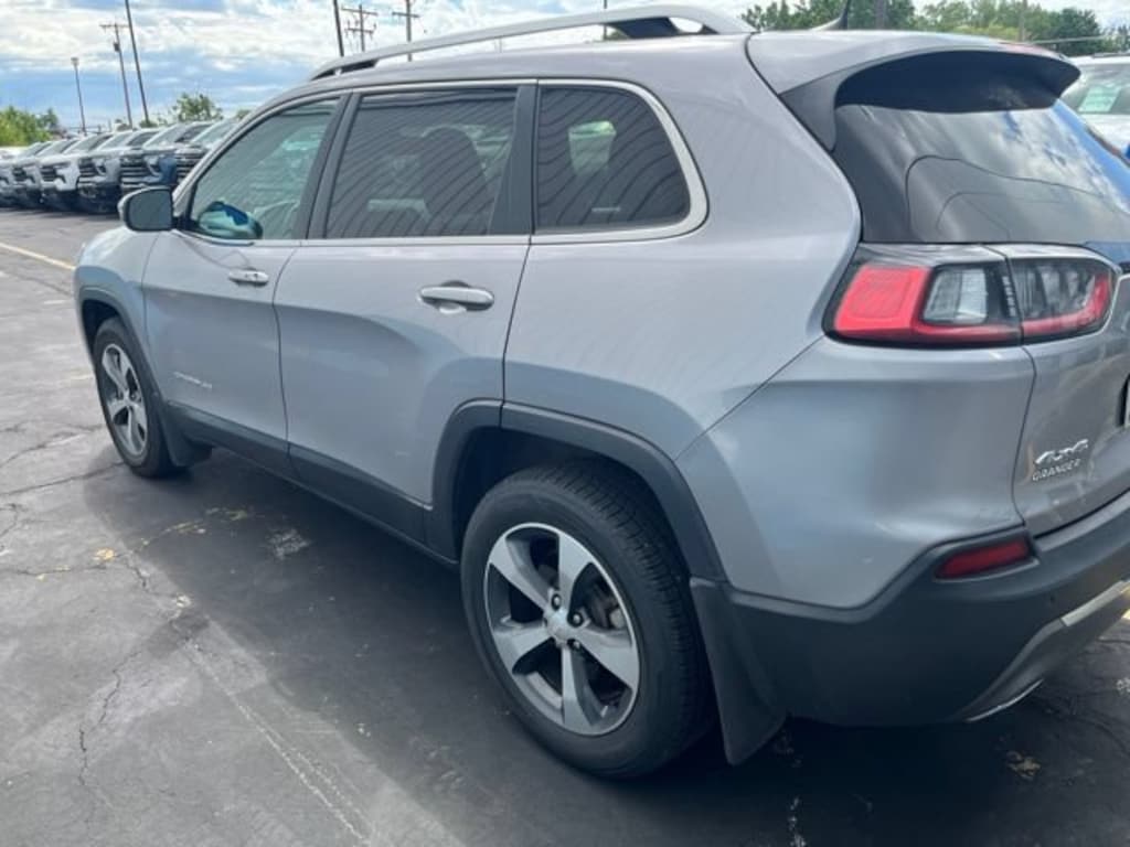 Used 2019 Jeep Cherokee Limited 4x4 SUV