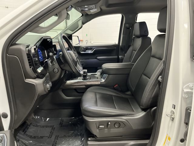 2023 Chevrolet Silverado 1500 LTZ photo 4