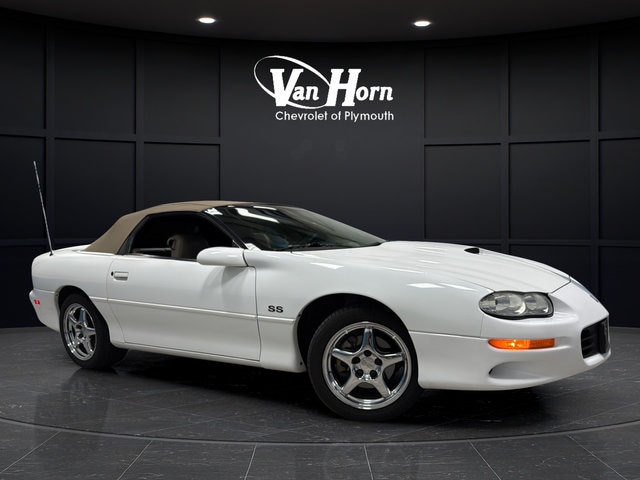 Used 2000 Chevrolet Camaro Z28 with VIN 2G1FP32G1Y2112861 for sale in Plymouth, WI